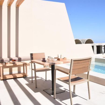 Living Moments Villa Fira  Eksteriør bilde